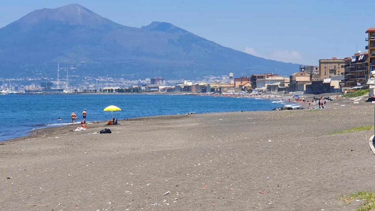Plinio Home Castellammare di Stabia Bagian luar foto
